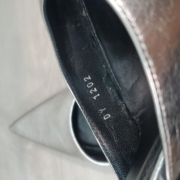 Givenchy Womens G lock Metallic Ankle Strap Heels Pump Sandals Shoes sz 9 - Picture 13 of 16